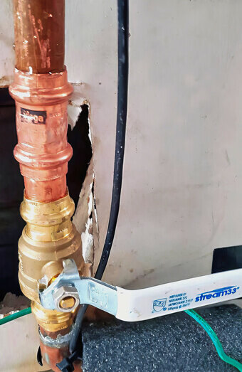 https://plumberincoogee.com.au/uploads/2025/06/gas-plumbing-904682.jpg